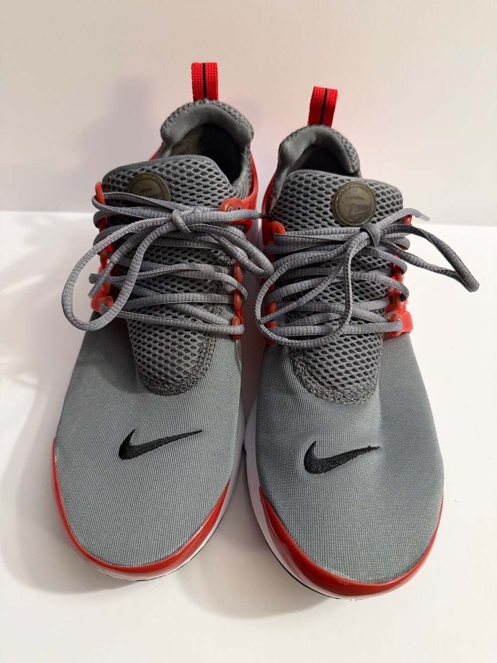 Nike Presto GS Size 7Y Gray Red Running Shoes